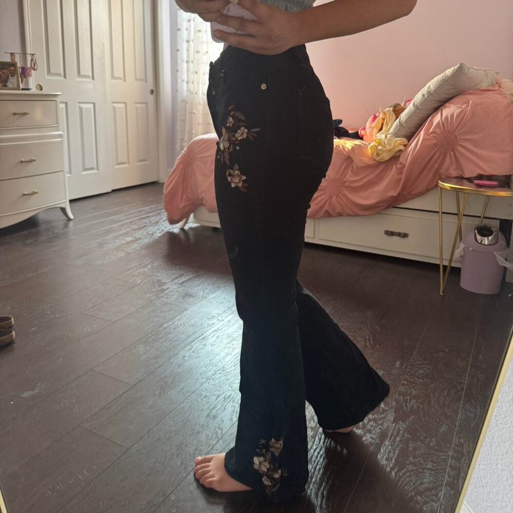 Women's Black Jeans